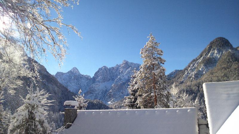 Rooms Barovc By The Lake Jasna Краньска Гора Экстерьер фото The mountains of the Bavarian Alps